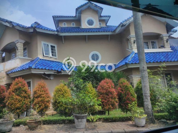 Hunian Eksklusif Siap Huni LT 540m2 di Ciputat Timur, Tangerang Selatan Hunian Eksklusif Siap Huni LT 540m2 di Ciputat Timur, Tangerang Selatan