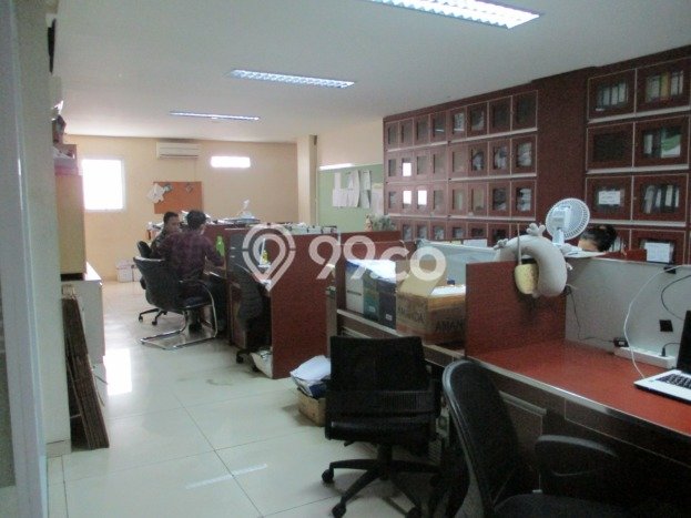 Lokasi Strategis! Dijual Kantor Bisnis di Kebayoran Lama, Jakarta Selatan Kondisi Bagus Lokasi Strategis! Dijual Kantor Bisnis di Kebayoran Lama, Jakarta Selatan Kondisi Bagus