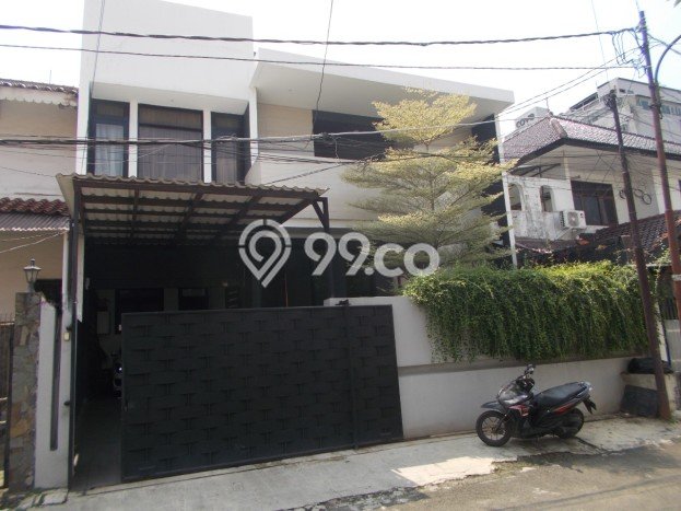 Rumah Mewah LB 345m2 Siap Huni Desain Elegan di Cipete, Jakarta Selatan Rumah Mewah LB 345m2 Siap Huni Desain Elegan di Cipete, Jakarta Selatan