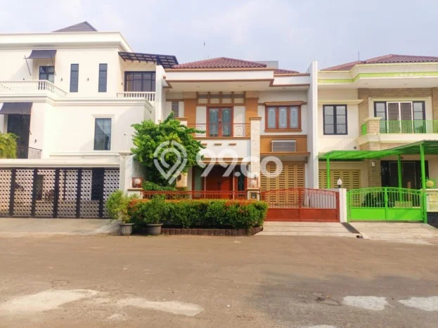 Dijual Rumah Premium dengan Fasilitas Sekitar Lengkap di Kembangan, Jakarta Barat Dijual Rumah Premium dengan Fasilitas Sekitar Lengkap di Kembangan, Jakarta Barat