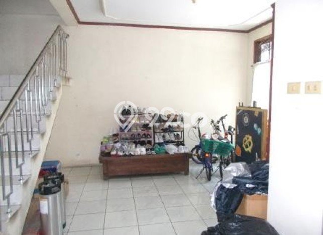 Siap Huni Hunian Elit 4 Kamar di Kebayoran Baru Dekat ke Mana Saja Siap Huni Hunian Elit 4 Kamar di Kebayoran Baru Dekat ke Mana Saja