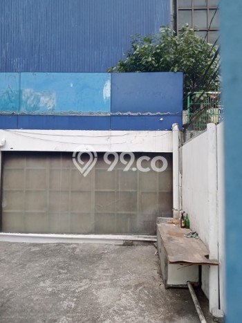 Ruko Dijual di Prime Area Jakarta Barat Luas 450m2 Ruko Dijual di Prime Area Jakarta Barat Luas 450m2