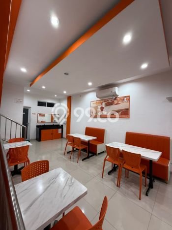 Ruko Dijual di Prime Area Jakarta Selatan Luas 186m2 Ruko Dijual di Prime Area Jakarta Selatan Luas 186m2