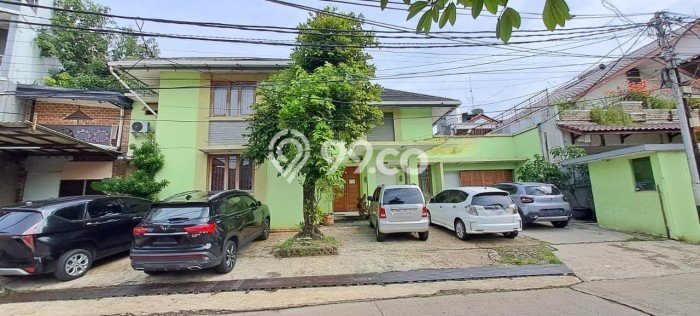 Unit Kost Dijual di Kawasan Kebayoran Baru Jakarta Selatan dengan 17 KT Unit Kost Dijual di Kawasan Kebayoran Baru Jakarta Selatan dengan 17 KT