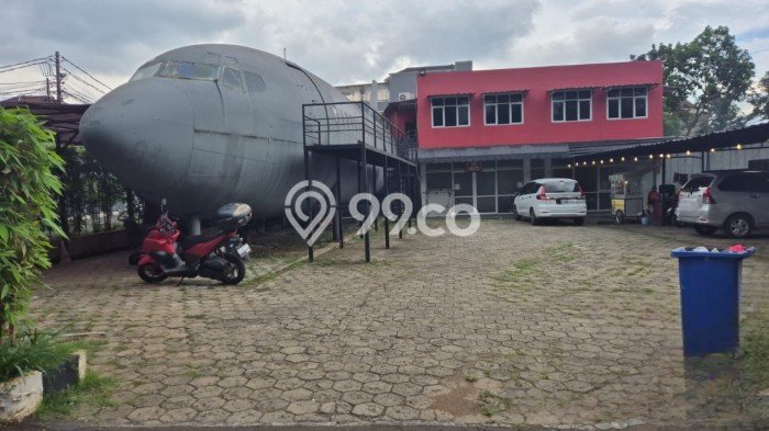 Unit Komersial Dijual di Jakarta Selatan LT 6135m2 & LB 3730m2 Unit Komersial Dijual di Jakarta Selatan LT 6135m2 & LB 3730m2