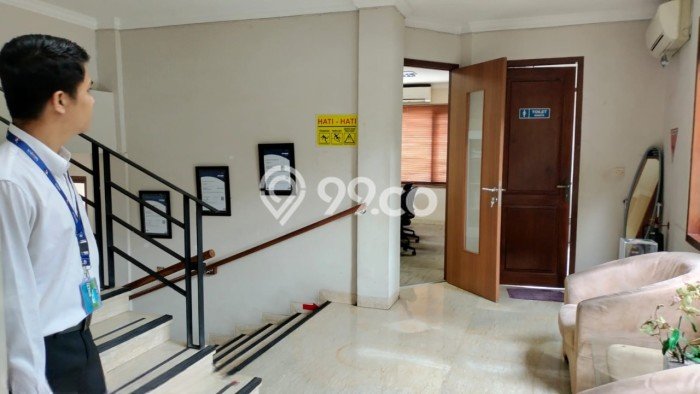 INVESTASI MENGUNTUNGKAN! Kantor di Cipete, Luas 831m2m², Kawasan Komersial INVESTASI MENGUNTUNGKAN! Kantor di Cipete, Luas 831m2m², Kawasan Komersial