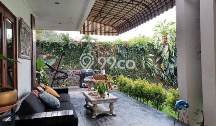 Rumah Elit LB 782m2 Siap Huni Desain Elegan di Jati Padang, Jakarta Selatan Rumah Elit LB 782m2 Siap Huni Desain Elegan di Jati Padang, Jakarta Selatan
