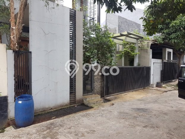 Jual Rumah Favorit Siap Huni LB 164m2 di Jagakarsa, Jakarta Selatan Jual Rumah Favorit Siap Huni LB 164m2 di Jagakarsa, Jakarta Selatan