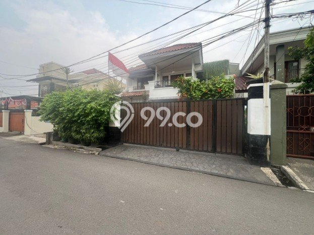 Hunian Elit LB 640m2 Siap Huni Desain Elegan di Lenteng Agung, Jakarta Selatan Hunian Elit LB 640m2 Siap Huni Desain Elegan di Lenteng Agung, Jakarta Selatan