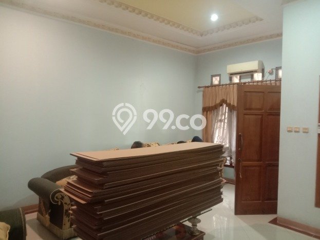 Jual Rumah Bagus Siap Huni LB 225m2 di Karawaci, Tangerang Jual Rumah Bagus Siap Huni LB 225m2 di Karawaci, Tangerang