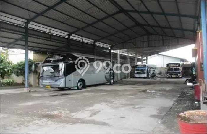 Area Ramai! Komersial Dijual di Pinang untuk Bisnis Luas Bangunan 2306m2 Area Ramai! Komersial Dijual di Pinang untuk Bisnis Luas Bangunan 2306m2