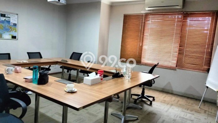 INVESTASI MENGUNTUNGKAN! Kantor di Cipete, Luas 831m2m², Kawasan Komersial INVESTASI MENGUNTUNGKAN! Kantor di Cipete, Luas 831m2m², Kawasan Komersial