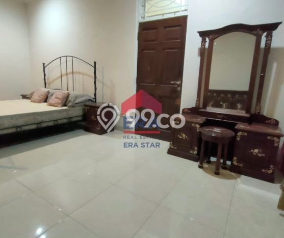 Lokasi terbaik! Rumah siap huni disewakan di Bintaro LB 350m2 Lokasi terbaik! Rumah siap huni disewakan di Bintaro LB 350m2