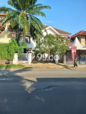 Rumah Mewah Siap Huni LT 375m2 di Pamulang, Tangerang Selatan Rumah Mewah Siap Huni LT 375m2 di Pamulang, Tangerang Selatan