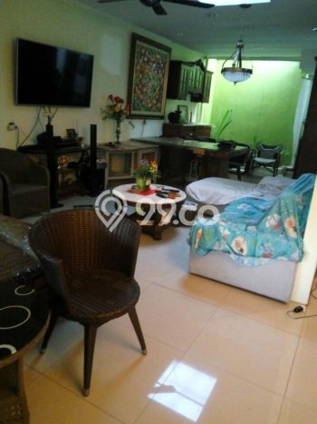 Rumah Luas Asri 3 KT Siap Pakai di Graha Raya Bintaro Tangerang Selatan Rumah Luas Asri 3 KT Siap Pakai di Graha Raya Bintaro Tangerang Selatan