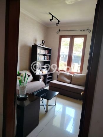 Rumah Luxury Modern Tanpa Renovasi di Pondok Pinang Jakarta Selatan Rumah Luxury Modern Tanpa Renovasi di Pondok Pinang Jakarta Selatan