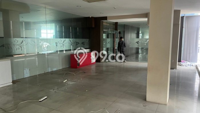 Area Ramai! Kantor Dijual di Cipondoh untuk Bisnis Luas Bangunan 3200m2 Area Ramai! Kantor Dijual di Cipondoh untuk Bisnis Luas Bangunan 3200m2