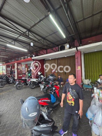 Unit Ruko Dijual di Tangerang Selatan LT 136m2 & LB 288m2 Unit Ruko Dijual di Tangerang Selatan LT 136m2 & LB 288m2
