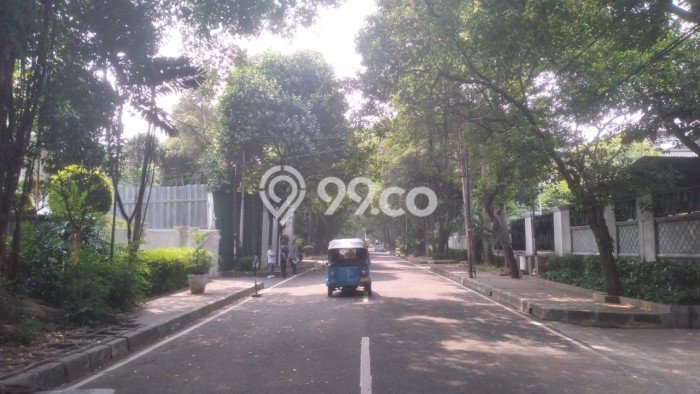 Hunian Mewah Dijual LT 621m2 di Menteng, Jakarta Pusat Hunian Mewah Dijual LT 621m2 di Menteng, Jakarta Pusat