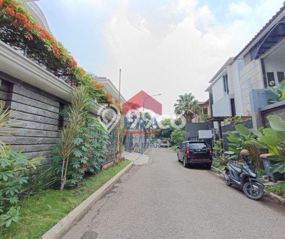 Hunian Mewah LB 1392m2 Siap Pakai Desain Elegan di Bandung Barat, Bandung Hunian Mewah LB 1392m2 Siap Pakai Desain Elegan di Bandung Barat, Bandung