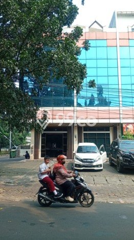 Lokasi Strategis! Dijual Ruko Bisnis di Kebayoran Baru, Jakarta Selatan Kondisi Bagus Lokasi Strategis! Dijual Ruko Bisnis di Kebayoran Baru, Jakarta Selatan Kondisi Bagus