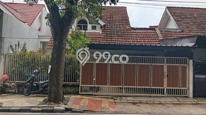 For Sale Rumah Mewah Exclusive di BSD, Tangerang Selatan For Sale Rumah Mewah Exclusive di BSD, Tangerang Selatan