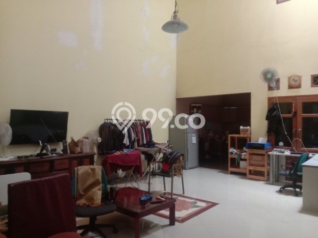 Jual Rumah Bagus Siap Huni LB 225m2 di Karawaci, Tangerang Jual Rumah Bagus Siap Huni LB 225m2 di Karawaci, Tangerang