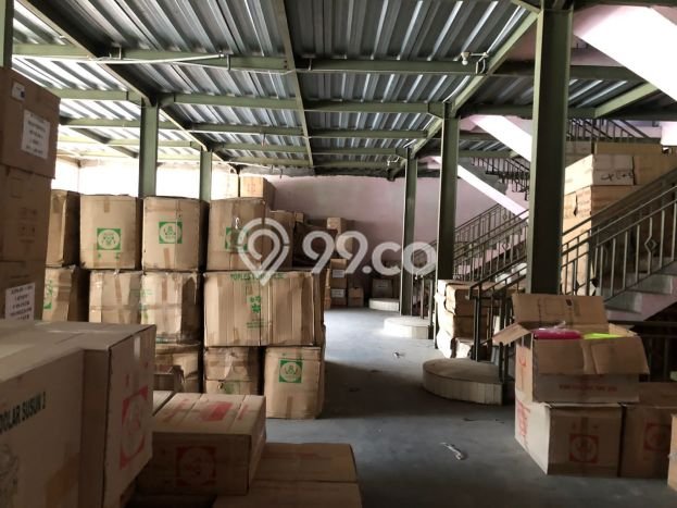 Unit Gudang Dijual di Jakarta Barat LT 5727m2 & LB 3356m2 Unit Gudang Dijual di Jakarta Barat LT 5727m2 & LB 3356m2