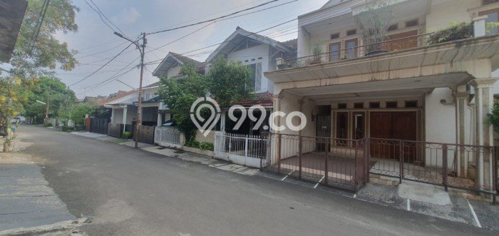 Jual Rumah Eksklusif 3 KT di Bintaro, Tangerang Selatan Jual Rumah Eksklusif 3 KT di Bintaro, Tangerang Selatan