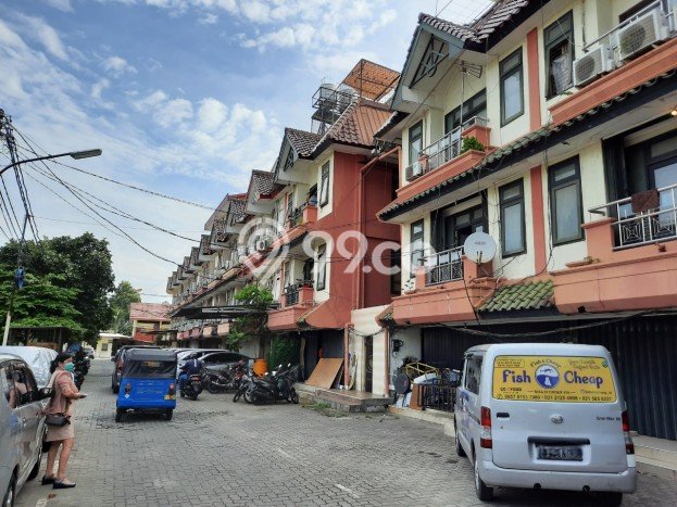 Dijual Ruko Premium Kawasan Kebon Jeruk, Luas 1260m2m², Jalan Utama, Area Bisnis Dijual Ruko Premium Kawasan Kebon Jeruk, Luas 1260m2m², Jalan Utama, Area Bisnis
