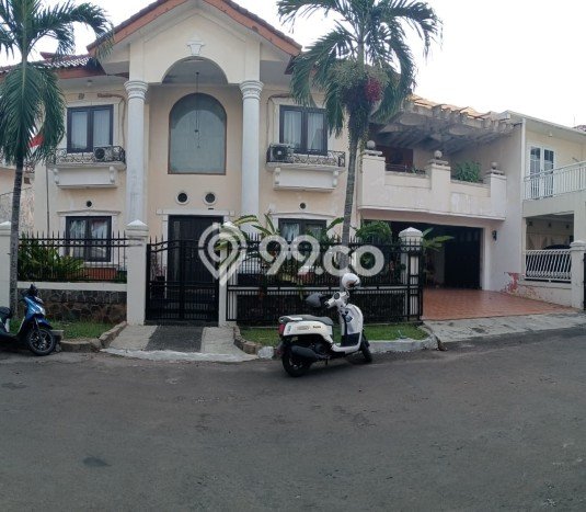 Jual Rumah Luas Elegan Dengan View Eksklusif di Bintaro, Tangerang Selatan Jual Rumah Luas Elegan Dengan View Eksklusif di Bintaro, Tangerang Selatan