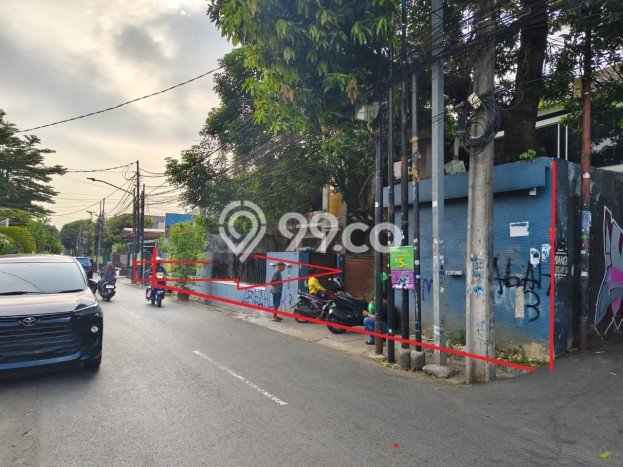Siap Huni Hunian Elit 6 Kamar di Mampang Prapatan Dekat ke Mana Saja Siap Huni Hunian Elit 6 Kamar di Mampang Prapatan Dekat ke Mana Saja