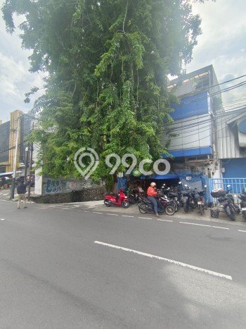 Ruko Dijual Lokasi Stratagis di Kebayoran Lama Jakarta Selatan Cocok untuk Investasi Ruko Dijual Lokasi Stratagis di Kebayoran Lama Jakarta Selatan Cocok untuk Investasi