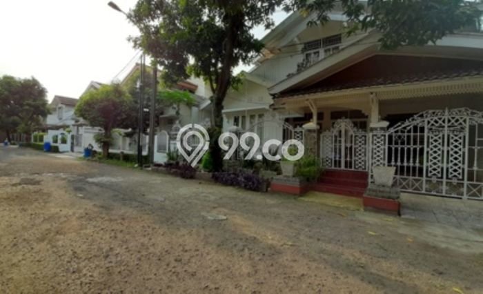 For Sale Hunian Rumah Nyaman 4 Kamar di Bintaro, Tangerang Selatan For Sale Hunian Rumah Nyaman 4 Kamar di Bintaro, Tangerang Selatan