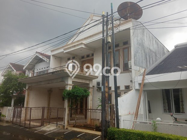 Jual Rumah Eksklusif 3 KT di Bintaro, Tangerang Selatan Jual Rumah Eksklusif 3 KT di Bintaro, Tangerang Selatan