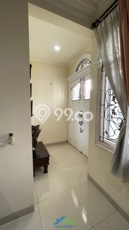 Jual Rumah Luas Megah Dengan View Cantik di Legenda Wisata, Jakarta Timur Jual Rumah Luas Megah Dengan View Cantik di Legenda Wisata, Jakarta Timur