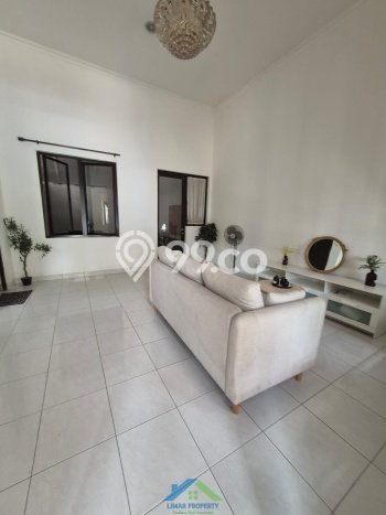 For Sale Hunian Rumah Terawat 3 Kamar di Legenda Wisata, Jakarta Timur For Sale Hunian Rumah Terawat 3 Kamar di Legenda Wisata, Jakarta Timur