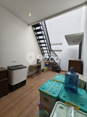 For Sale Hunian Rumah Nyaman 2 KT di Kota Wisata, Jakarta Timur For Sale Hunian Rumah Nyaman 2 KT di Kota Wisata, Jakarta Timur