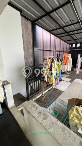 Rumah Elit LB 250m2 Siap Pakai Desain Elegan di Kota Wisata, Bogor Rumah Elit LB 250m2 Siap Pakai Desain Elegan di Kota Wisata, Bogor