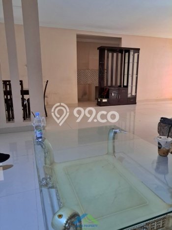 Rumah Luas Asri 4 KT Siap Pakai di Kota Wisata Bogor Rumah Luas Asri 4 KT Siap Pakai di Kota Wisata Bogor