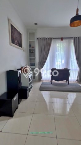 Jual Rumah Mewah Elegan Dengan View Cantik di Kota Wisata, Jakarta Timur Jual Rumah Mewah Elegan Dengan View Cantik di Kota Wisata, Jakarta Timur
