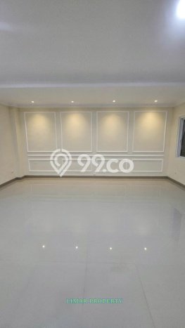 Rumah Modern 5 KT di Kota Wisata Jakarta Timur Unfurnished Rumah Modern 5 KT di Kota Wisata Jakarta Timur Unfurnished