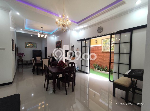 Rumah Strategis Modern Lb 200m2 di Seyegan, Sleman Rumah Strategis Modern Lb 200m2 di Seyegan, Sleman