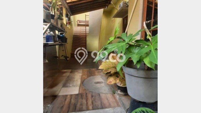 Rumah Kost untuk Dijual di Ngaglik dengan 6 KT, 5 KM, Luas 260m2 Rumah Kost untuk Dijual di Ngaglik dengan 6 KT, 5 KM, Luas 260m2