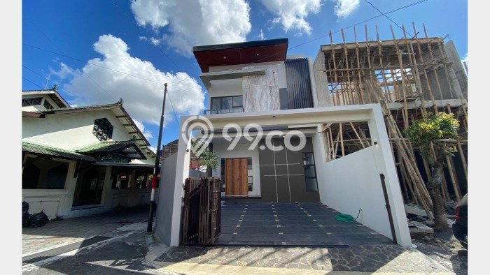 Rumah SUPER MEWAH! di Ngaglik, Sleman, Luas 148m² Bangunan 186m², HARGA SPESIAL Rumah SUPER MEWAH! di Ngaglik, Sleman, Luas 148m² Bangunan 186m², HARGA SPESIAL