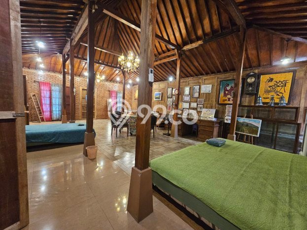 HOT DEAL! Rumah Berkualitas area Ngaglik, Sleman, Luas 648m2m² LB 600m2m² HOT DEAL! Rumah Berkualitas area Ngaglik, Sleman, Luas 648m2m² LB 600m2m²