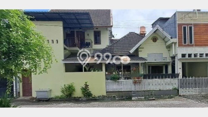 Rumah Kost untuk Dijual di Ngaglik dengan 6 KT, 5 KM, Luas 260m2 Rumah Kost untuk Dijual di Ngaglik dengan 6 KT, 5 KM, Luas 260m2