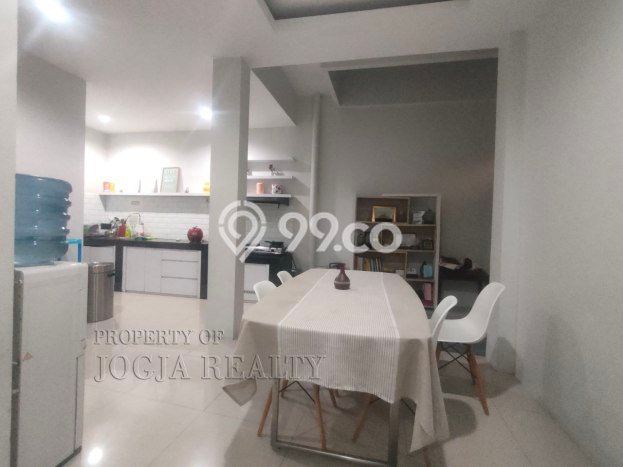 Kost Dijual Lokasi Strategis Seturan Yogyakarta 7 Kamar Tidur Kost Dijual Lokasi Strategis Seturan Yogyakarta 7 Kamar Tidur