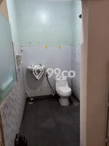 Rumah Kost Dijual di Mlati, Sleman, Spesifikasi 9 KT, 8 KM, 200m2 Rumah Kost Dijual di Mlati, Sleman, Spesifikasi 9 KT, 8 KM, 200m2
