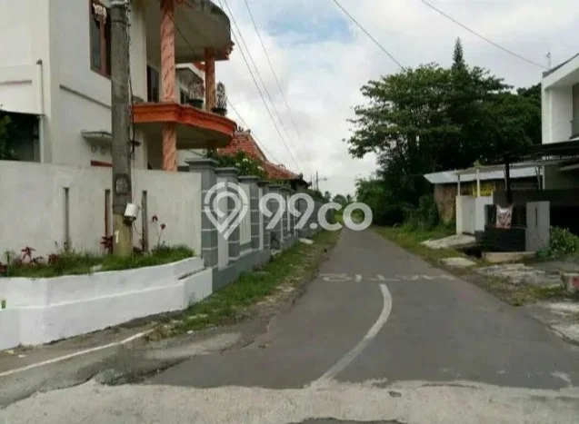 Kost Dijual Lokasi Ngaglik, Sleman, Spesifikasi 8 Kamar Tidur dan Luas 450m2 Kost Dijual Lokasi Ngaglik, Sleman, Spesifikasi 8 Kamar Tidur dan Luas 450m2